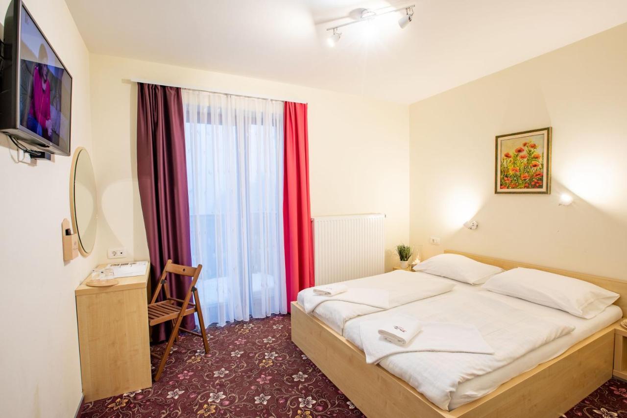hotel Jakec Zgornja Loznica Exterior foto
