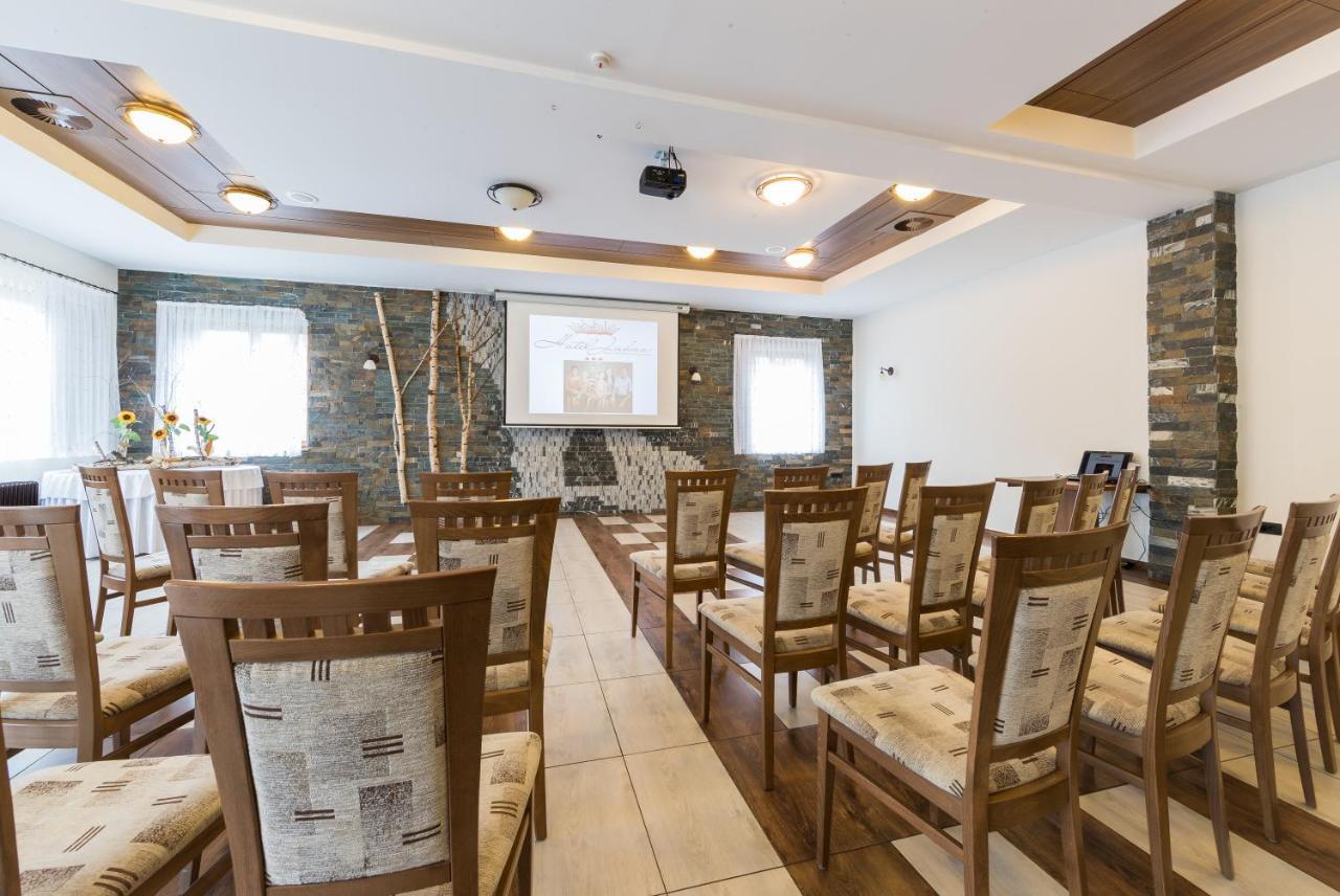 hotel Jakec Zgornja Loznica Exterior foto